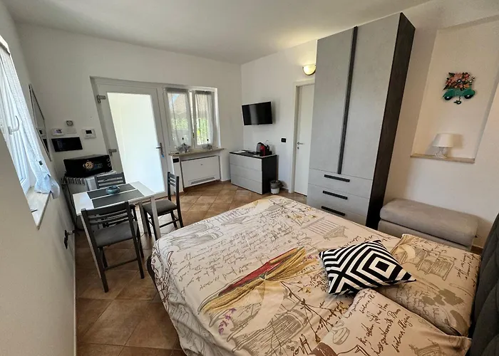 Pensionat L'11 Borghetto Santo Spirito