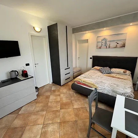 L'11 Borghetto Santo Spirito